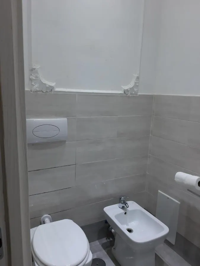 Appartamenti Gradoni Di Chiaia Naples Apartment